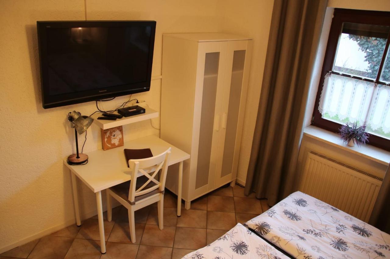 Gaeste Apartement Casa Luber Thalmassing  Dış mekan fotoğraf
